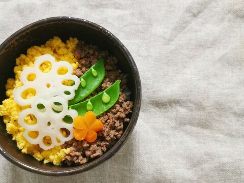 合い挽き肉でがっつり*そぼろ丼